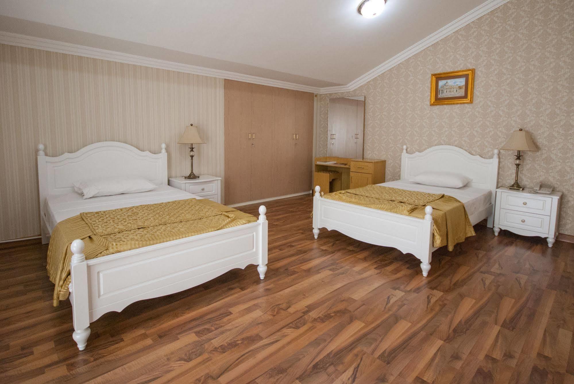 Al Khalidiah Resort Sharjah Exteriör bild